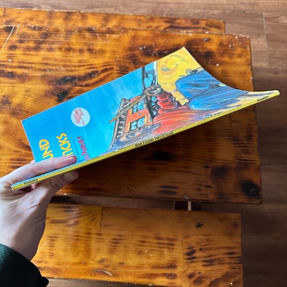 Vintage 1997 Max Found Two Sticks Paperback Book - Picture 10 of 10